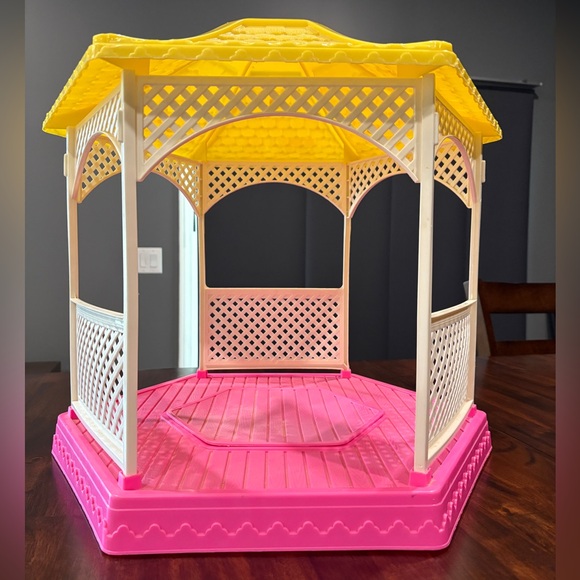 Barbie - Gazebo Playset - Circa 1980s - Picture 2 of 16